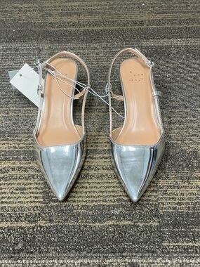 a new day Metallic Silver Pointed Slingback Kitten Heels